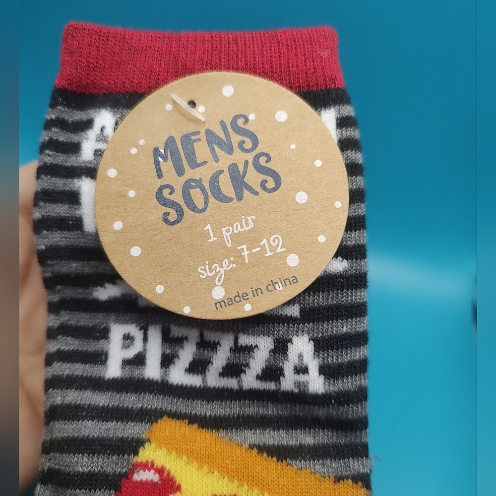 💥3/$20 Funny Mens Love for Pizza Socks! NWT - Picture 2 of 4